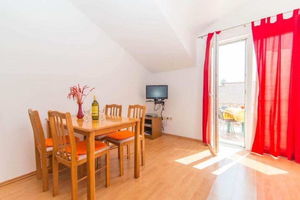 Apartmani Jerkin Vodice Dış mekan fotoğraf