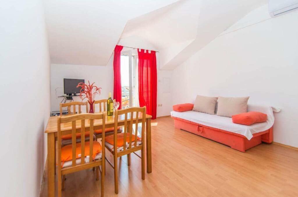 Apartmani Jerkin Vodice Dış mekan fotoğraf